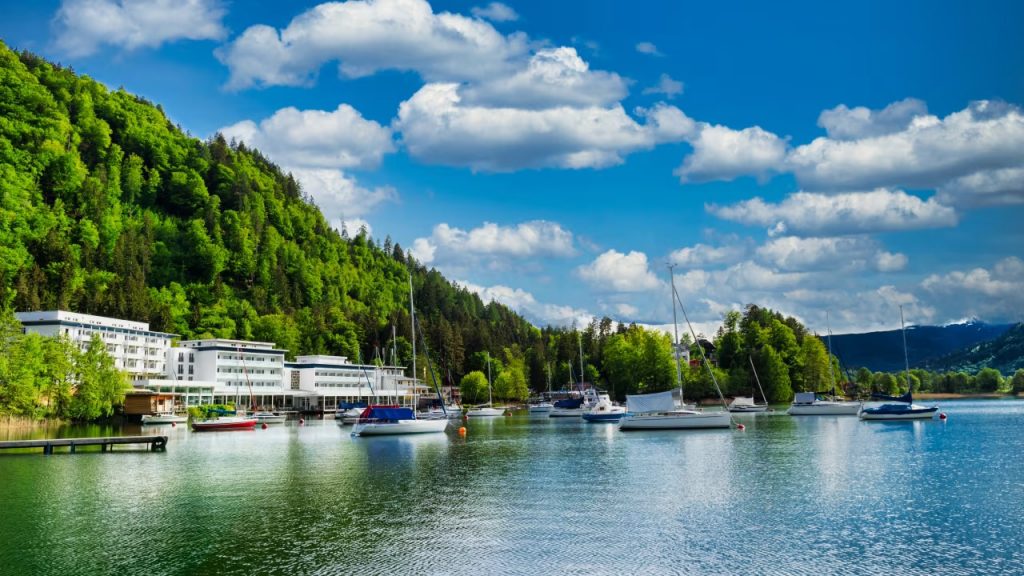 w_1280,h_720,c_fill,q_auto,f_auto